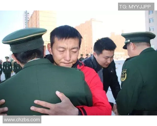 退役足球明星的背影故事与人生转折的深刻思考